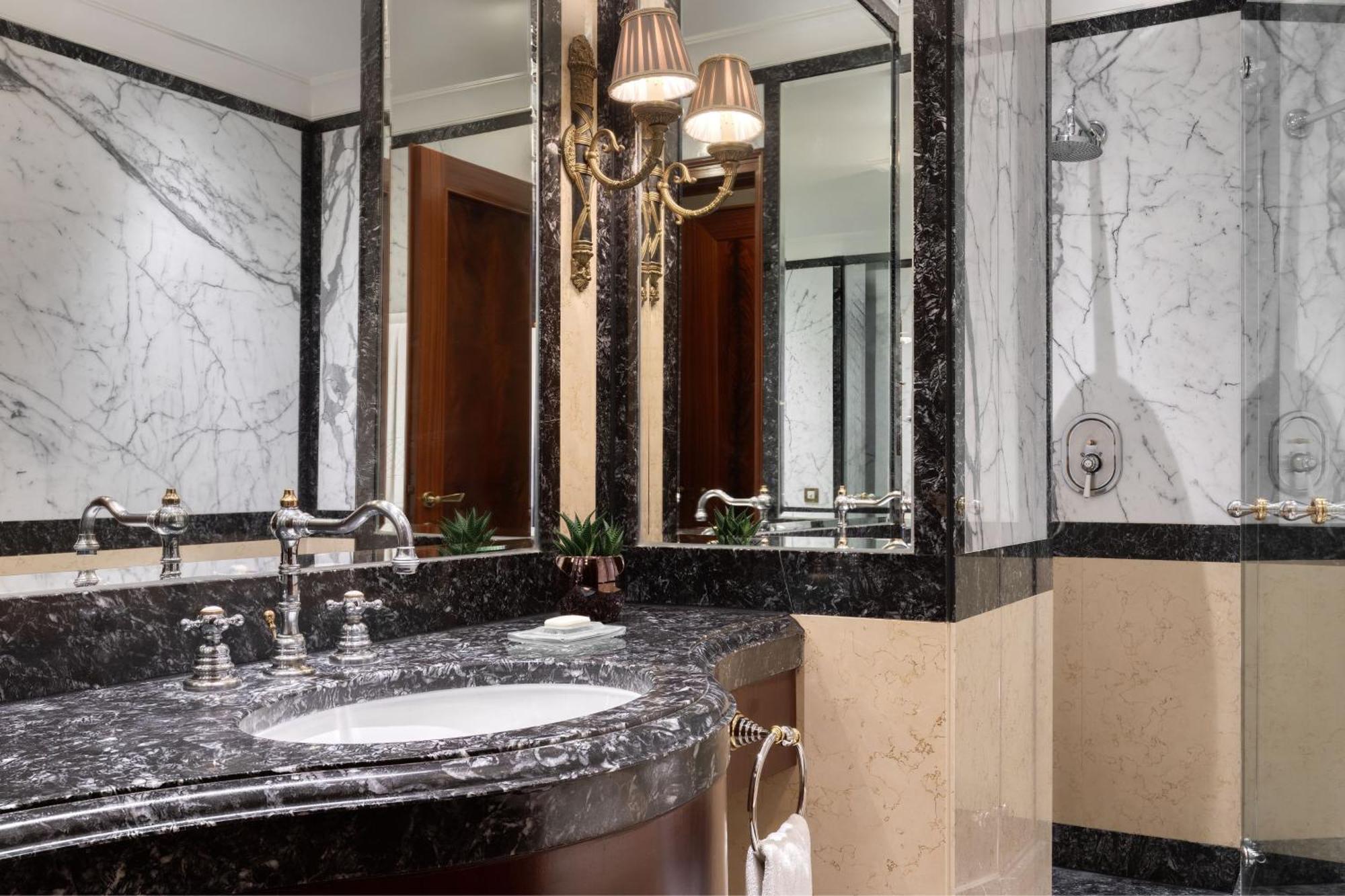 Hotel Grande Bretagne, A Luxury Collection Hotel,