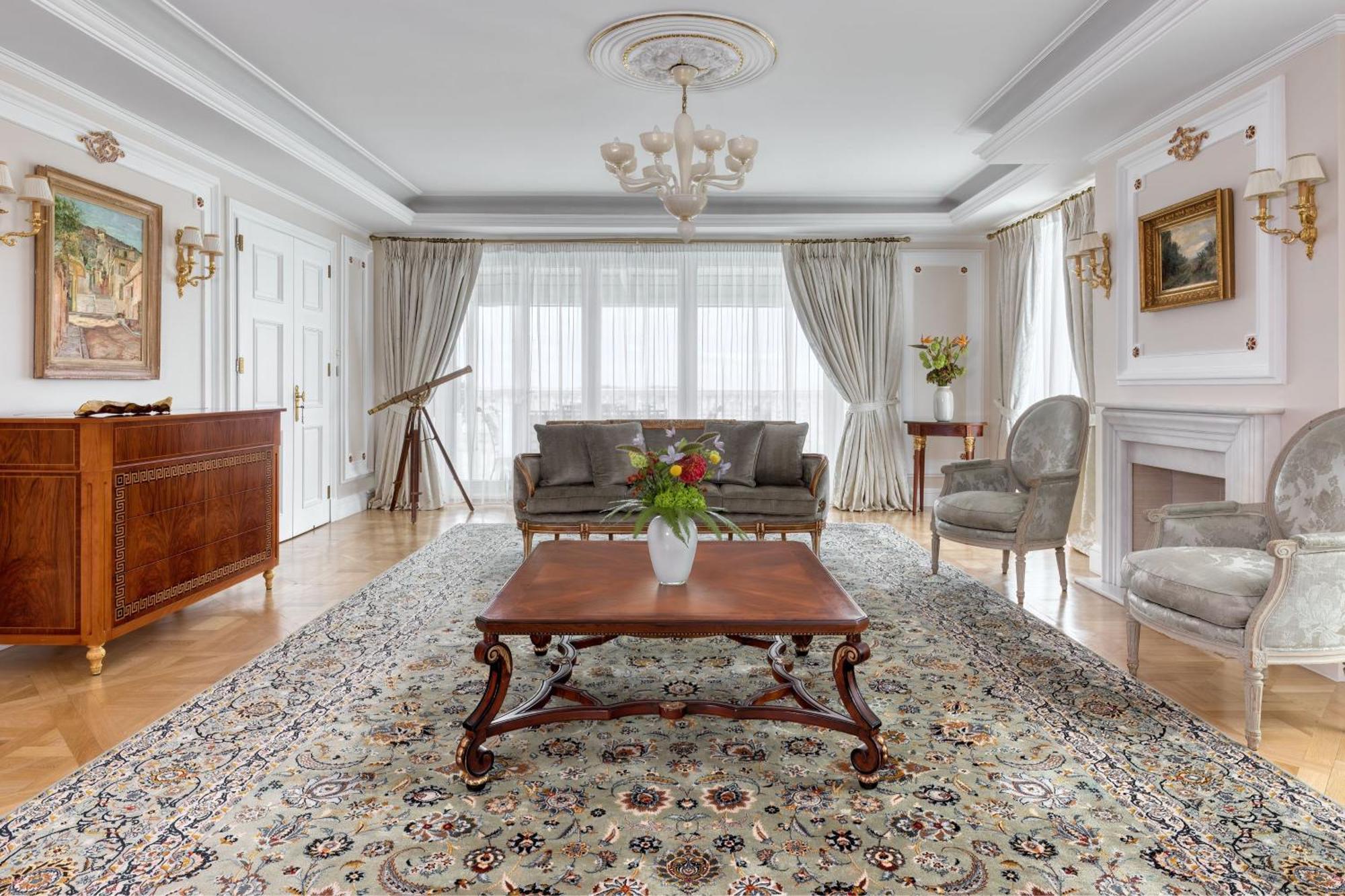 Hotel Grande Bretagne, A Luxury Collection Hotel, 5*