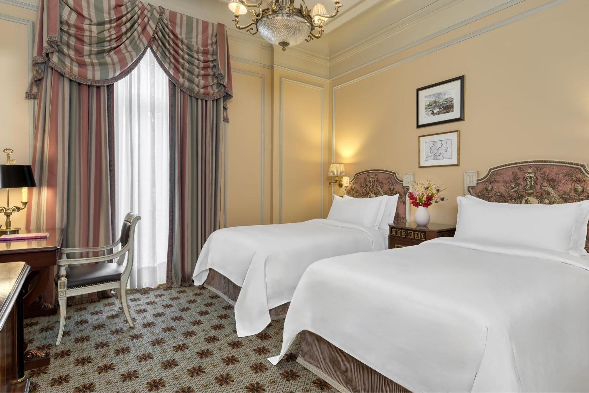 Grande Bretagne, A Luxury Collection Hotel,