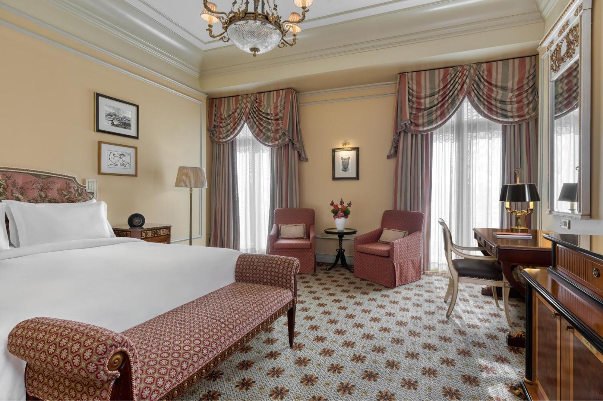 Grande Bretagne, A Luxury Collection Hotel,