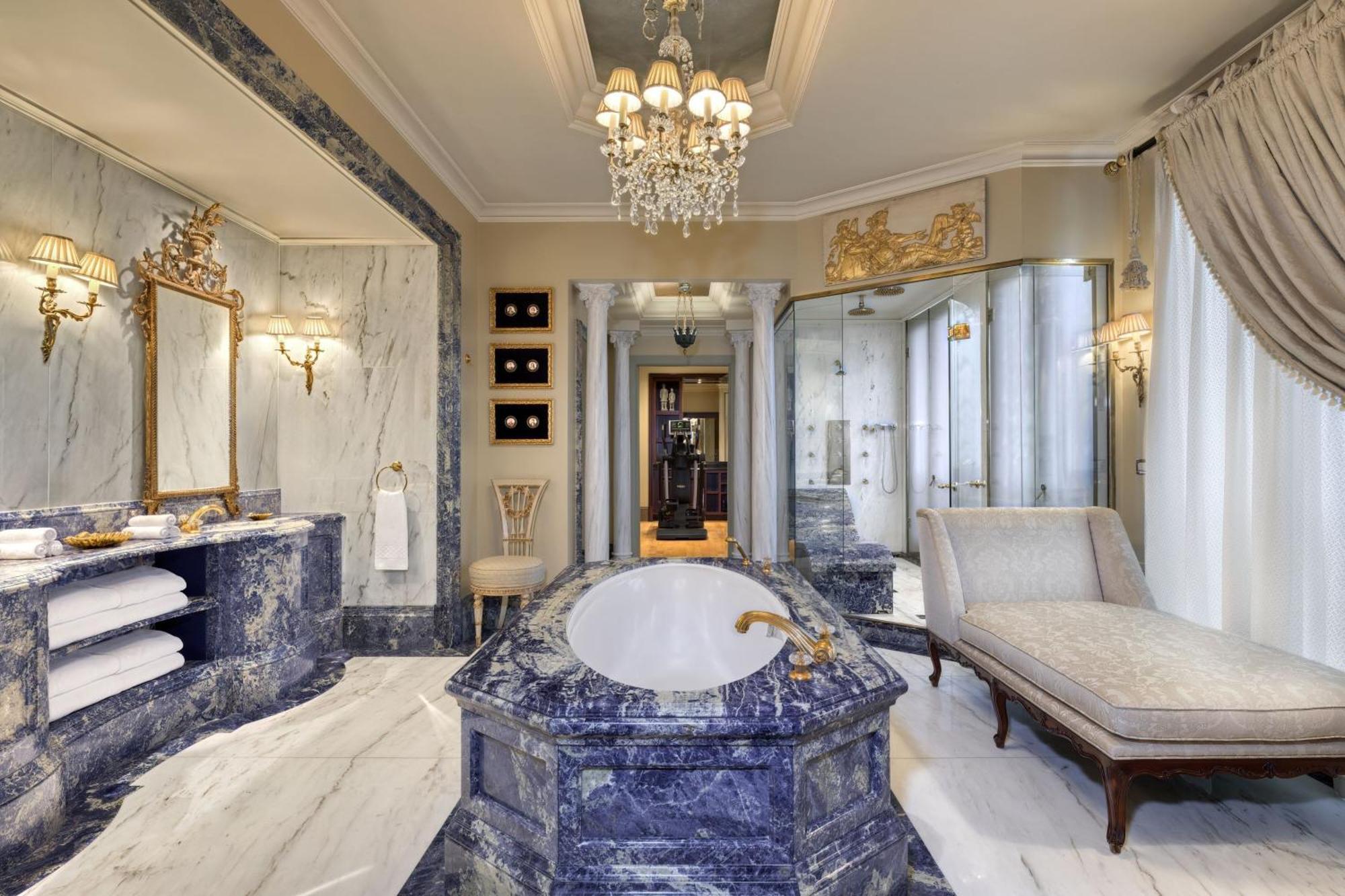 Grande Bretagne, A Luxury Collection Hotel, Hotel 5*